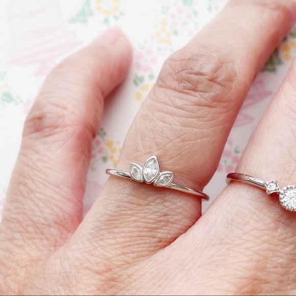 Jewelry - Dainty Leaf Tiara Marquise Crystal Silver Ring 6
